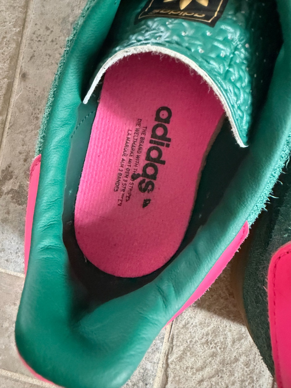 Adidas Gazelle Indoor Green Pink Gum Suede Sneakers Women’s 8.5 - Picture 2 of 7